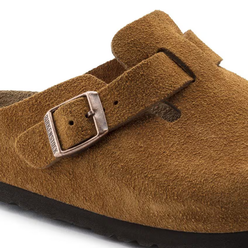 Boston Taupe Suede Clogs – Classic Design with Soft Anatomical Footbed